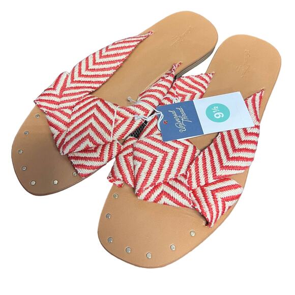 NWT Universal Thread Red Louise Chevron Print Knotted Slide Sandals - Size 9.5 - Picture 1 of 3